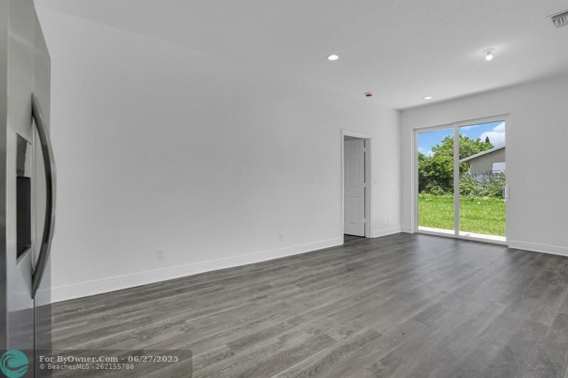 1191 Highview Rd, Lantana, Florida image 12