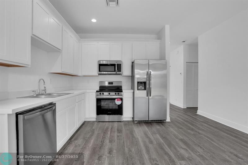 1191 Highview Rd, Lantana, Florida image 13