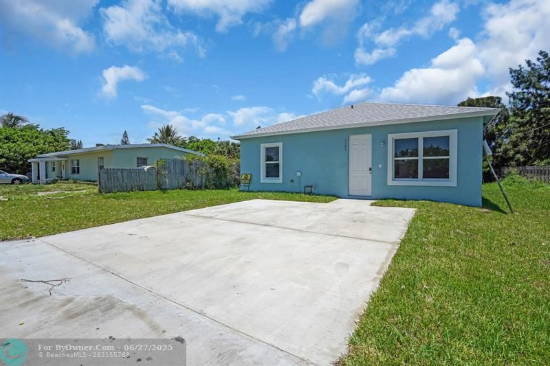1191 Highview Rd, Lantana, Florida image 3
