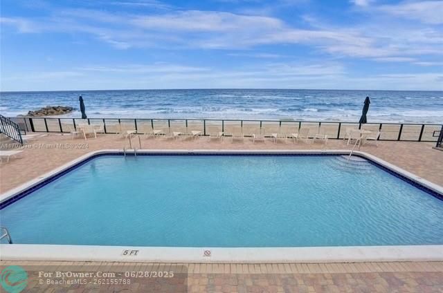1238 Hillsboro Mile #103, Hillsboro Beach, Florida image 11