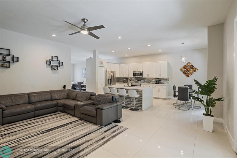 19397 Stonebrook St, Weston, Florida image 13