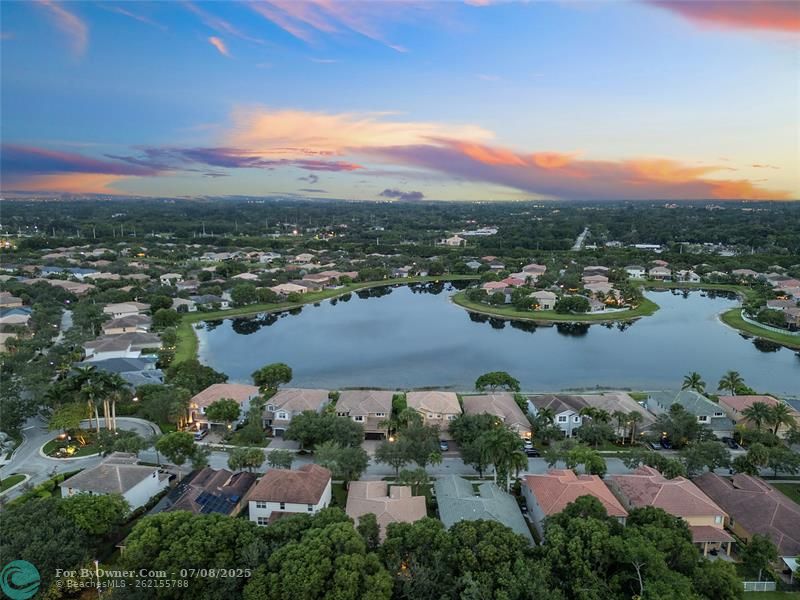 19397 Stonebrook St, Weston, Florida image 3