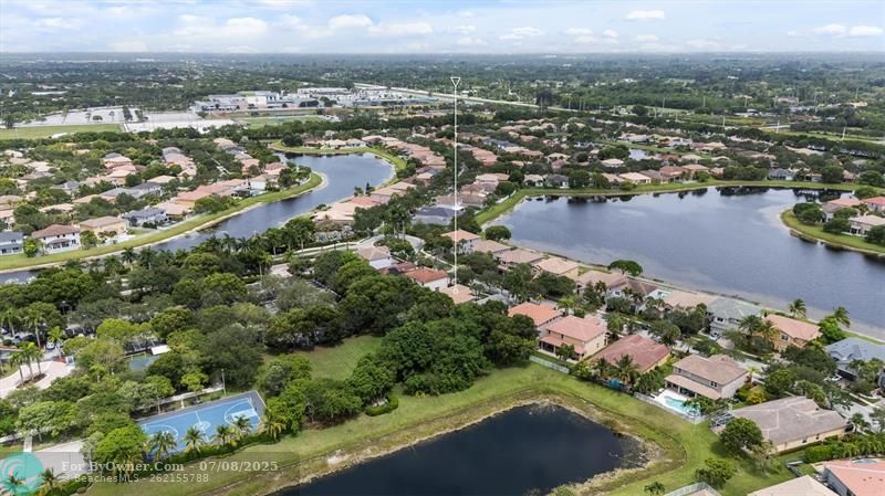 19397 Stonebrook St, Weston, Florida image 45