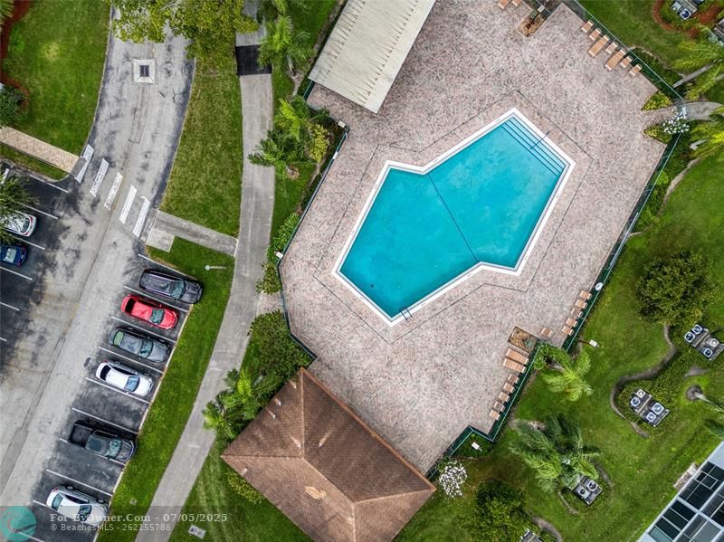 800 SW 125th Way #202, Pembroke Pines, Florida image 8