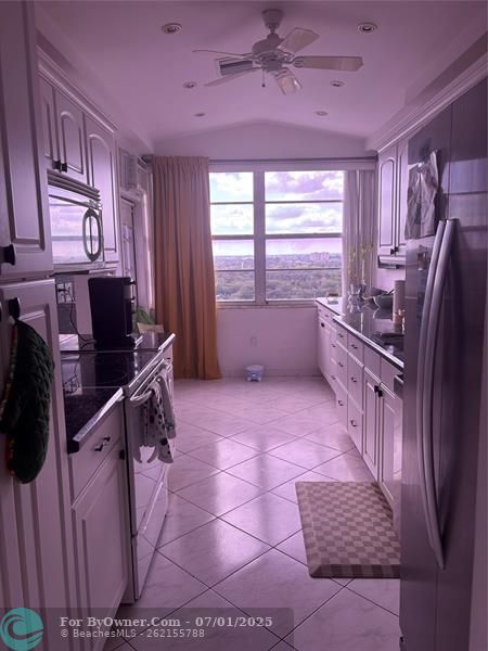 18051 Biscayne Blvd #PH5, North Miami Beach, Florida image 5