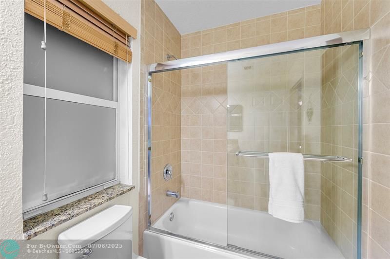 1383 NE 27th St, Pompano Beach, Florida image 27