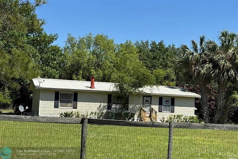 17545 NE 37th Ct, Citra, Florida image 2