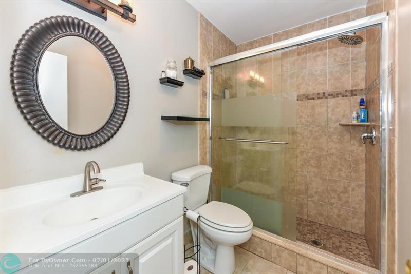 298 SW 6th St #103, Boca Raton, Florida image 12