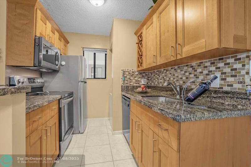 632 Trace Cir #204, Deerfield Beach, Florida image 17