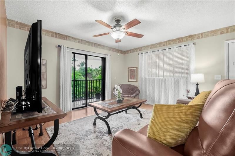 632 Trace Cir #204, Deerfield Beach, Florida image 4