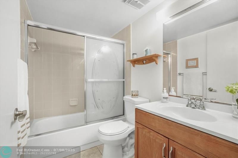 632 Trace Cir #204, Deerfield Beach, Florida image 5