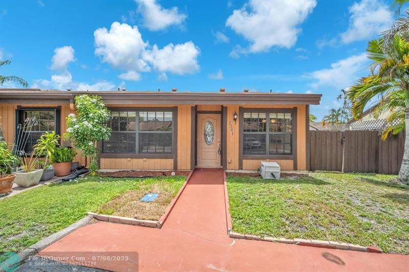 2341 Walnut Ct #2341, Pembroke Pines, Florida image 33
