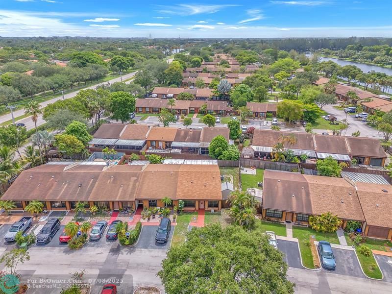 2341 Walnut Ct #2341, Pembroke Pines, Florida image 38
