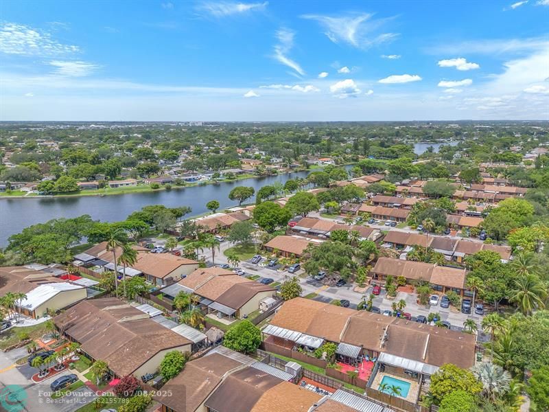 2341 Walnut Ct #2341, Pembroke Pines, Florida image 48