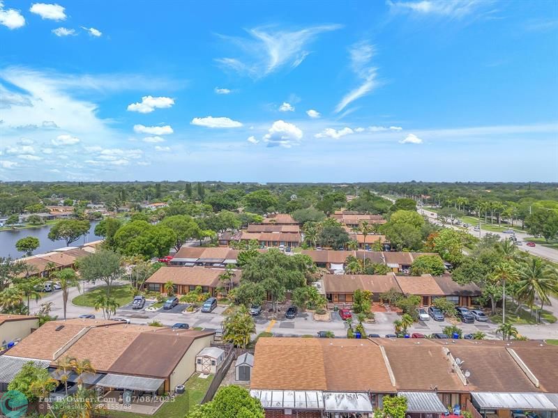 2341 Walnut Ct #2341, Pembroke Pines, Florida image 50