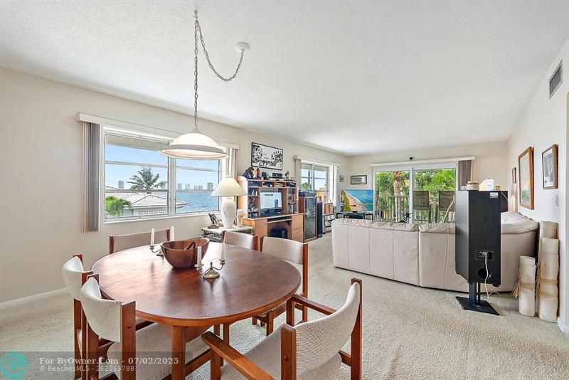 120 Lehane Ter #301, North Palm Beach, Florida image 5