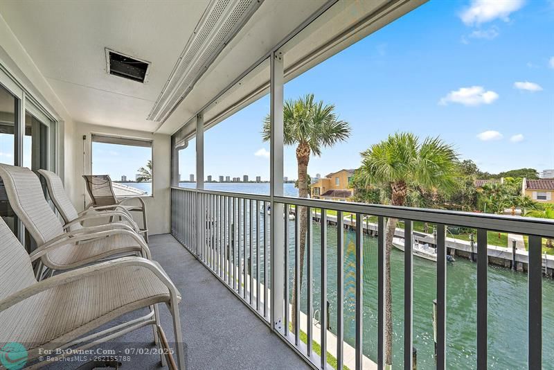 120 Lehane Ter #301, North Palm Beach, Florida image 9