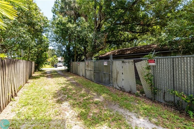 801 SW 18th St, Fort Lauderdale, Florida image 11