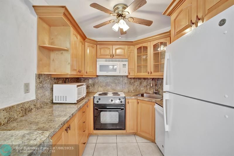 3200 NE 7th Ct #206B, Pompano Beach, Florida image 12