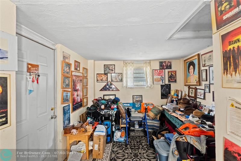 1571 NE 179th St, North Miami Beach, Florida image 11