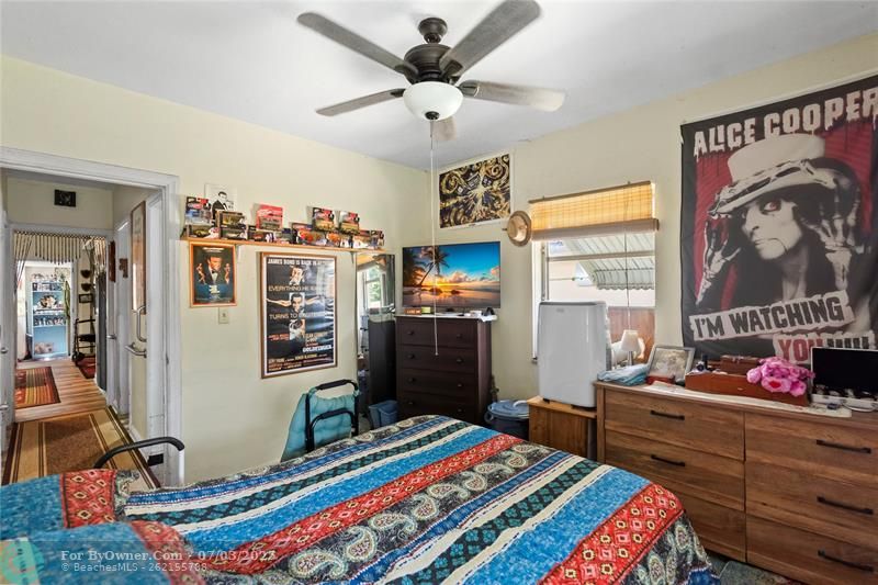 1571 NE 179th St, North Miami Beach, Florida image 20