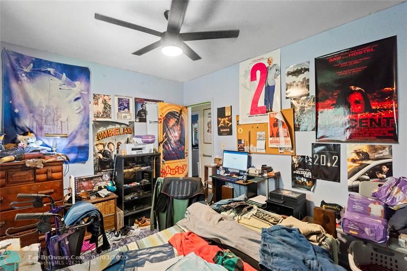 1571 NE 179th St, North Miami Beach, Florida image 22