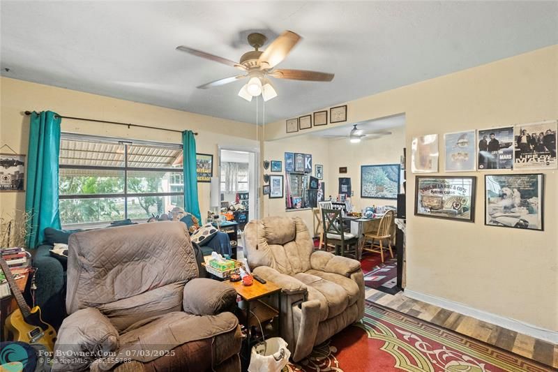 1571 NE 179th St, North Miami Beach, Florida image 29