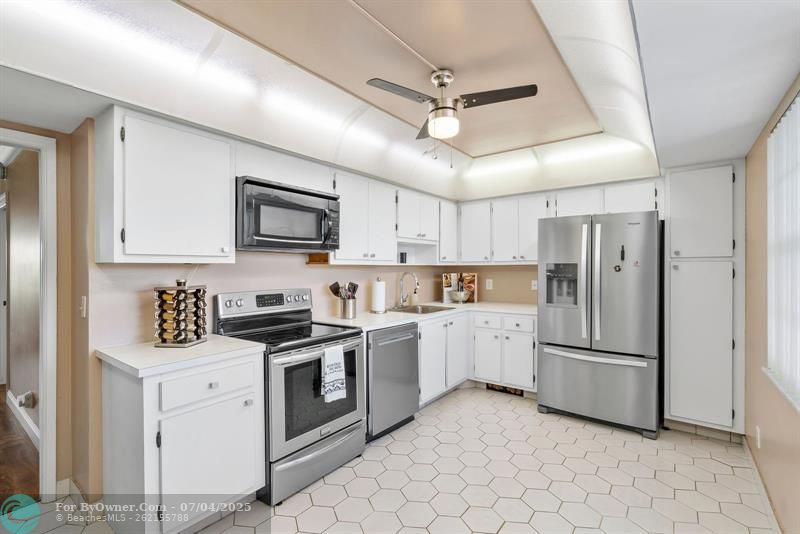 4015 W Palm Aire Dr #606, Pompano Beach, Florida image 26