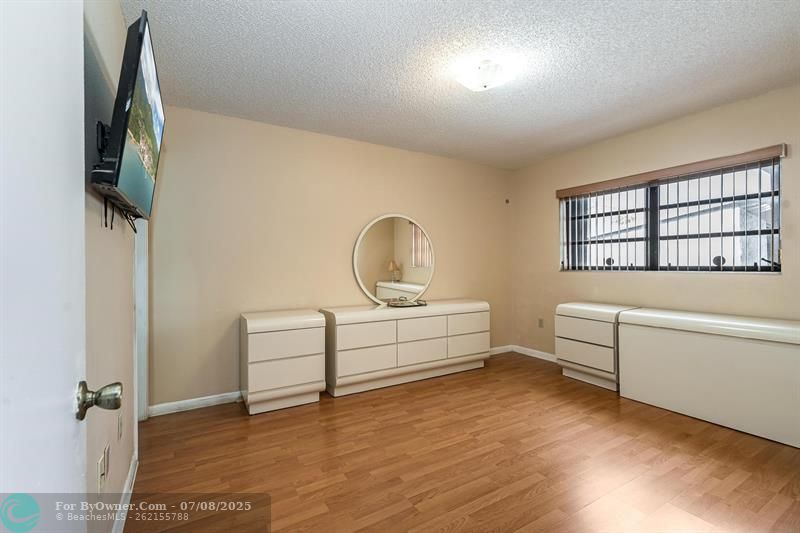 6562 W 22nd Ct, Hialeah, Florida image 14