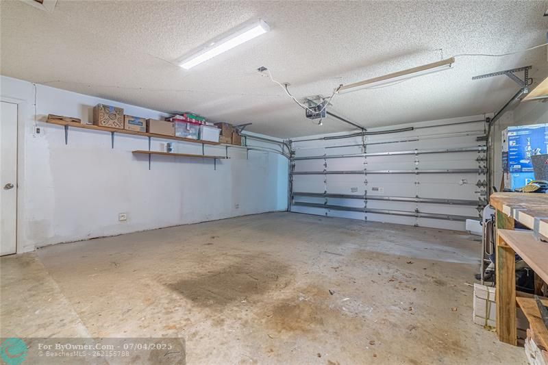 8277 NW 3rd Place, Coral Springs, Florida image 24