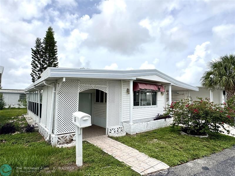 109 N Key Dr, Hallandale Beach, Florida image 4