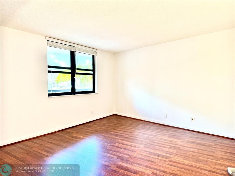 117 Lake Emerald Dr #205, Oakland Park, Florida image 21