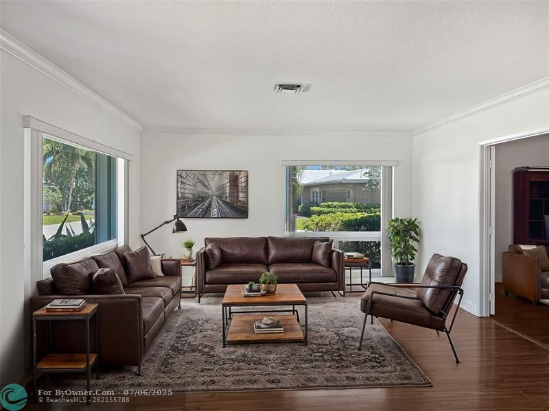 Virtual Staging (home is empty)