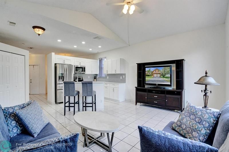 1851 NW 184th Ter, Pembroke Pines, Florida image 28