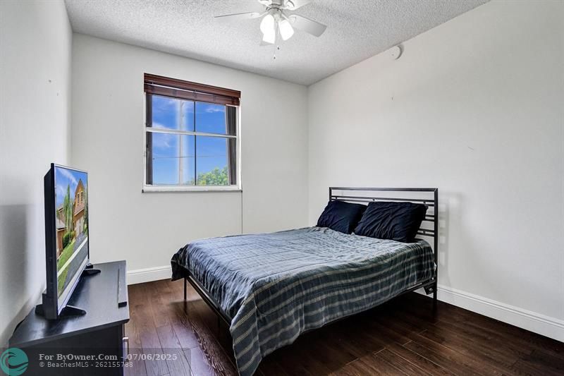 1851 NW 184th Ter, Pembroke Pines, Florida image 38