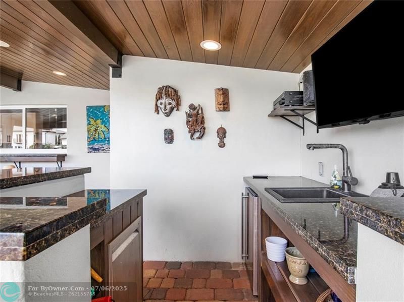 330 SE 14th Ave, Pompano Beach, Florida image 13