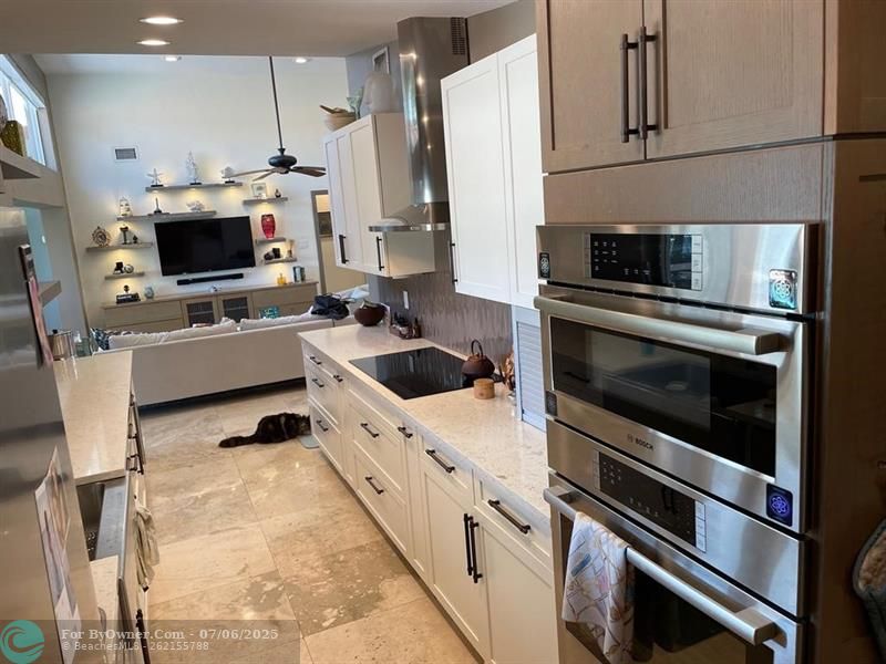 330 SE 14th Ave, Pompano Beach, Florida image 8