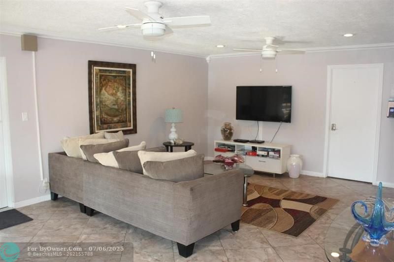 649 W Oakland Park Blvd #211-A, Wilton Manors, Florida image 19