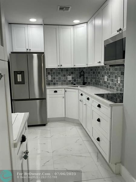 649 W Oakland Park Blvd #211-A, Wilton Manors, Florida image 4