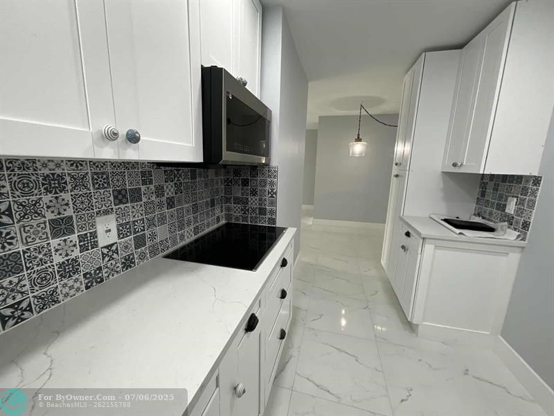 649 W Oakland Park Blvd #211-A, Wilton Manors, Florida image 5