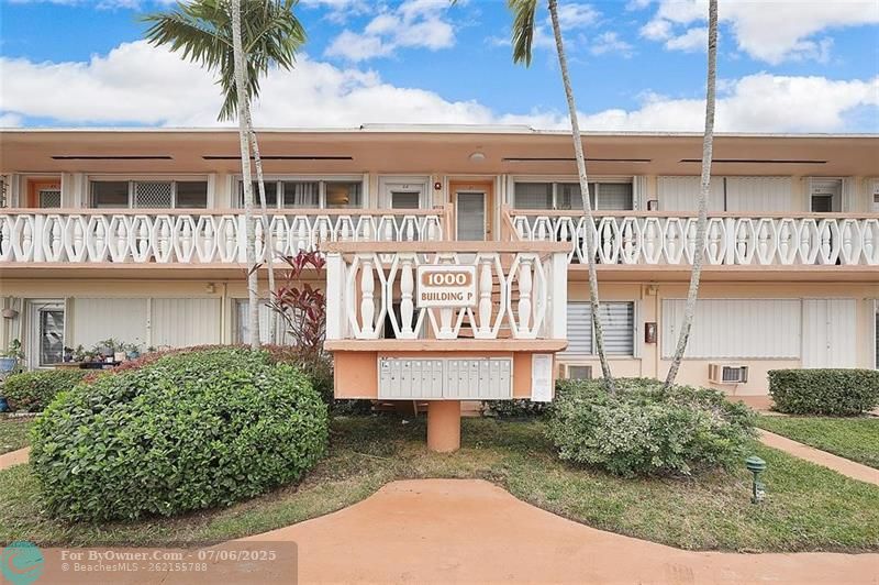 1000 SW 10th Ave #22, Hallandale Beach, Florida image 1