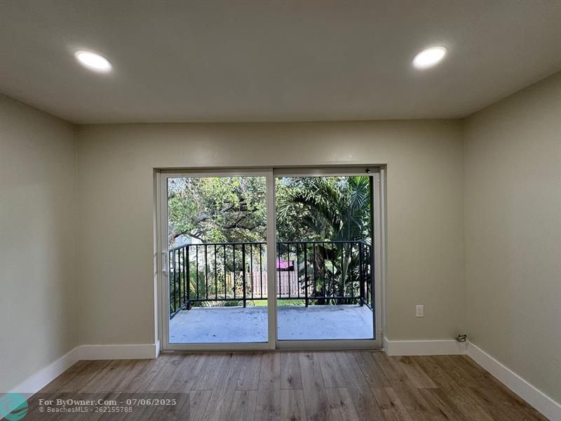 809 W Oakland Park Blvd #J10, Oakland Park, Florida image 4