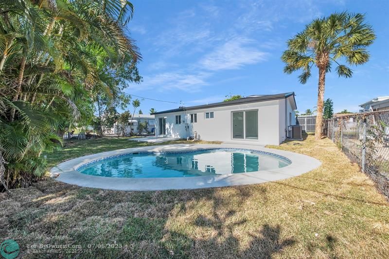 120 NE 57th Ct, Oakland Park, Florida image 18