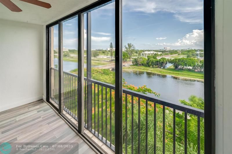 2200 S Cypress Bend Dr #604, Pompano Beach, Florida image 12