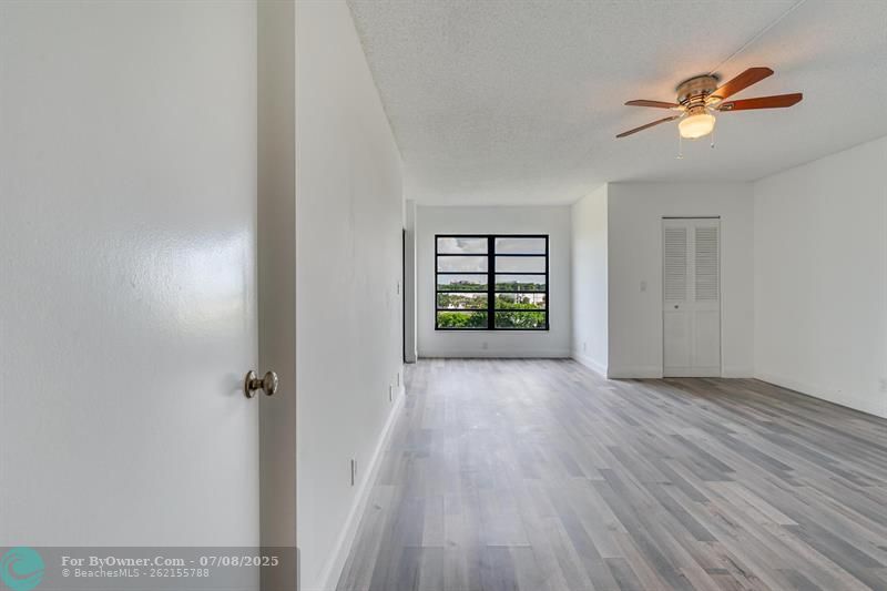 2200 S Cypress Bend Dr #604, Pompano Beach, Florida image 16