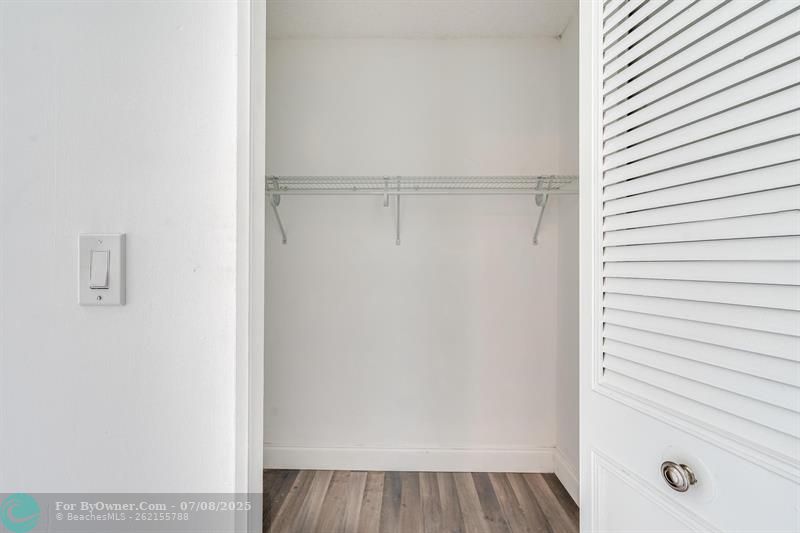 2200 S Cypress Bend Dr #604, Pompano Beach, Florida image 20