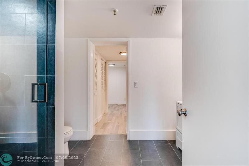2200 S Cypress Bend Dr #604, Pompano Beach, Florida image 23