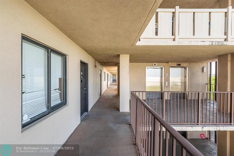 2200 S Cypress Bend Dr #604, Pompano Beach, Florida image 26