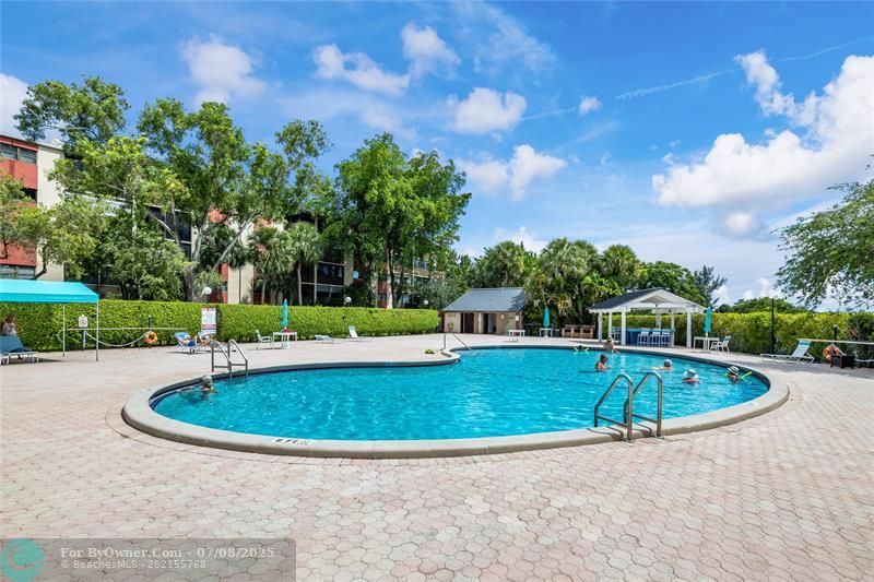 2200 S Cypress Bend Dr #604, Pompano Beach, Florida image 27