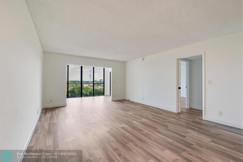 2200 S Cypress Bend Dr #604, Pompano Beach, Florida image 6